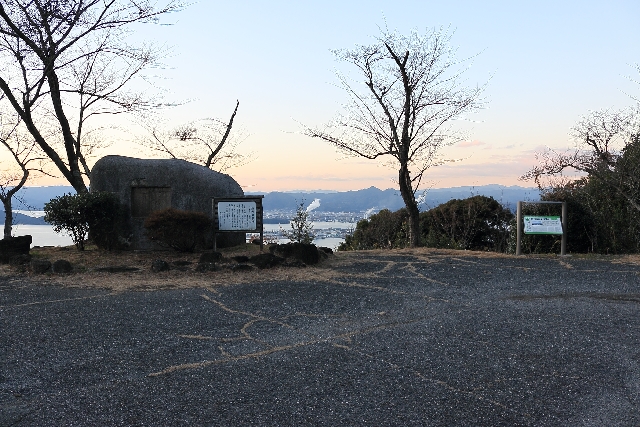 太華山の山頂手前の展望台
